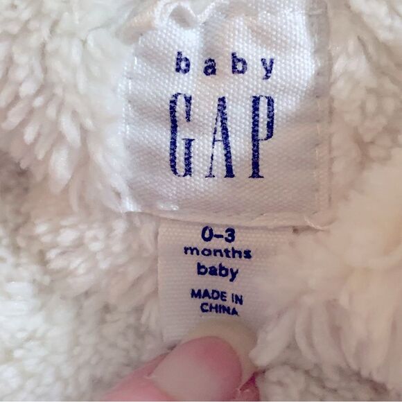 Baby Gap Sherpa Sweater Jacket 0-3mo Cream. - Picture 7 of 10